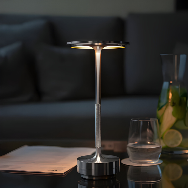 LumaLight Kabellose Design-Lampe: USB-aufladbare, berührungsgesteuerte Tischlampe für Stimmungsbeleuchtung  Angebot – Bild 4