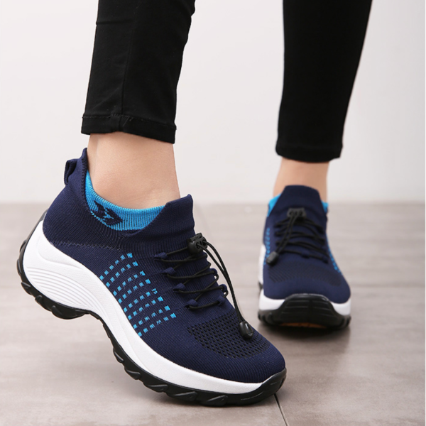 Clark Ergonomische Sneakers | Damenschuhe mit orthopädisches Fußbett Jetzt online – Bild 5