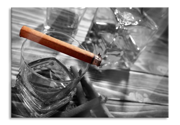 Zigarre auf Whiskeyglas, Glasbild Online-Verkauf