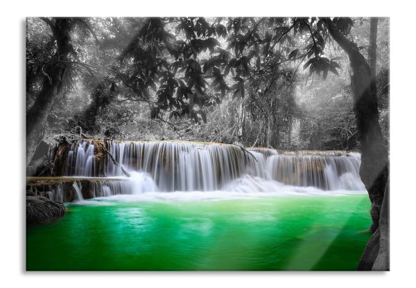 schöner Wasserfall im Dschungel, Glasbild Online