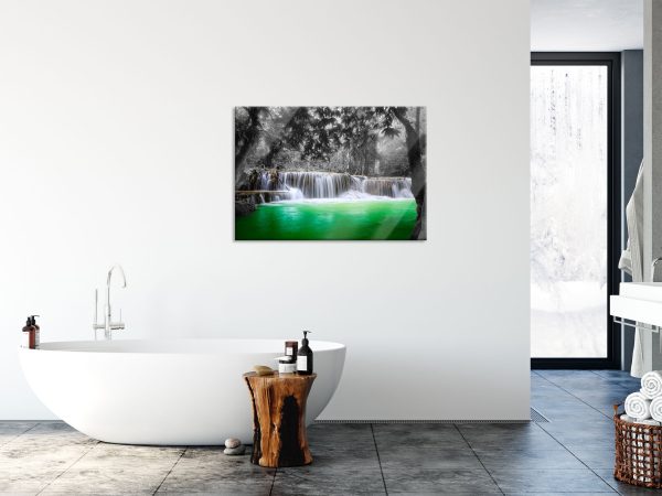 schöner Wasserfall im Dschungel, Glasbild Online – Bild 4